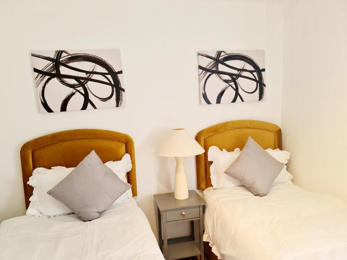 Immaculate 3-Bedrooms Dundee Apartment Екстериор снимка