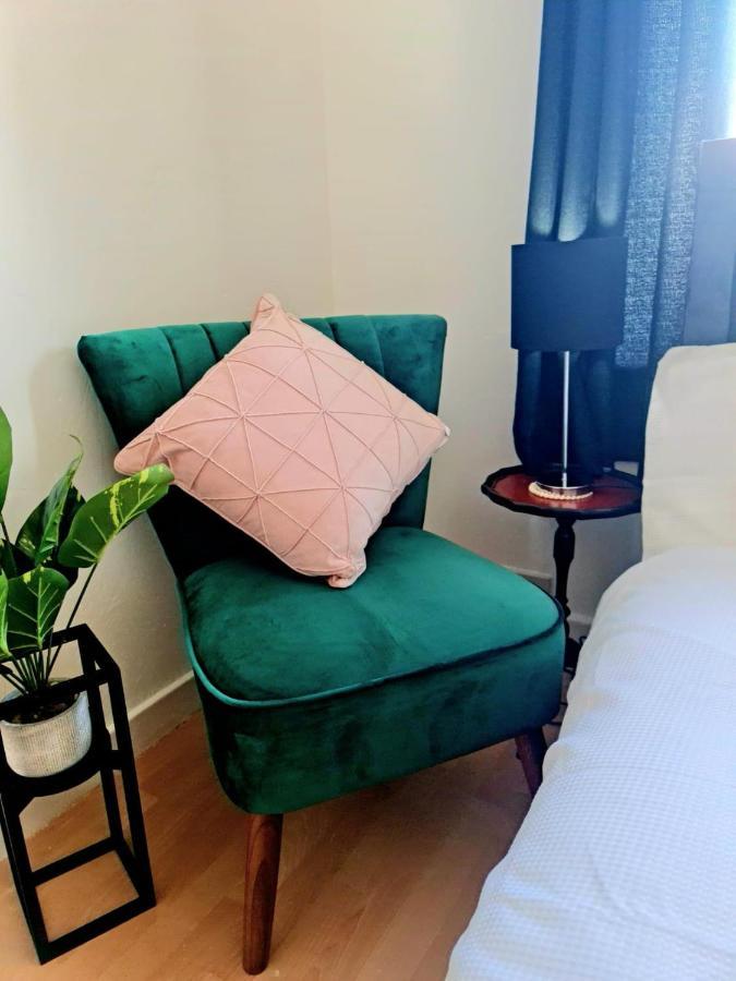 Immaculate 3-Bedrooms Dundee Apartment Екстериор снимка